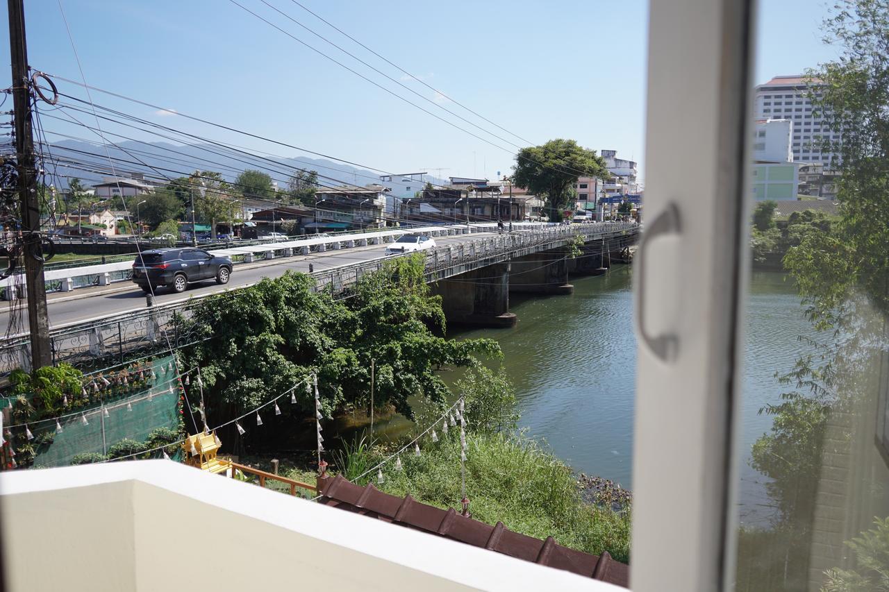 尖竹汶 河流旅馆酒店 外观 照片